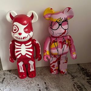 Two bear bricks for the price of one.